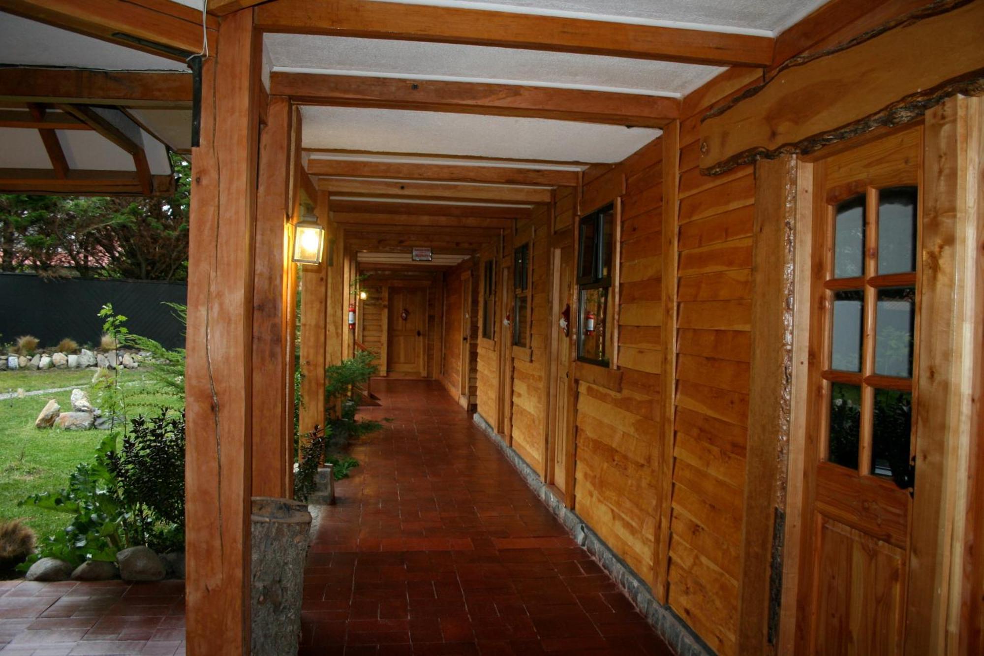 Weskar Hotel